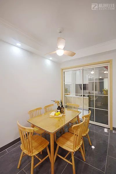 全屋定制超清爽北欧风 完全看不出只有90平米